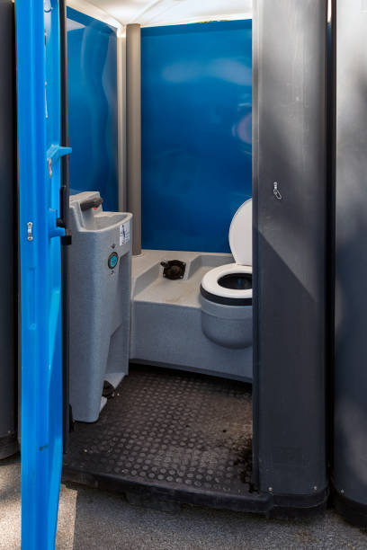 Best Luxury portable toilet rental  in Huntington, VA